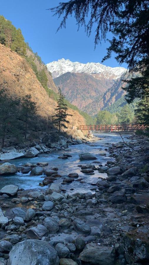 The Alpine Guest House Kasol Ngoại thất bức ảnh
