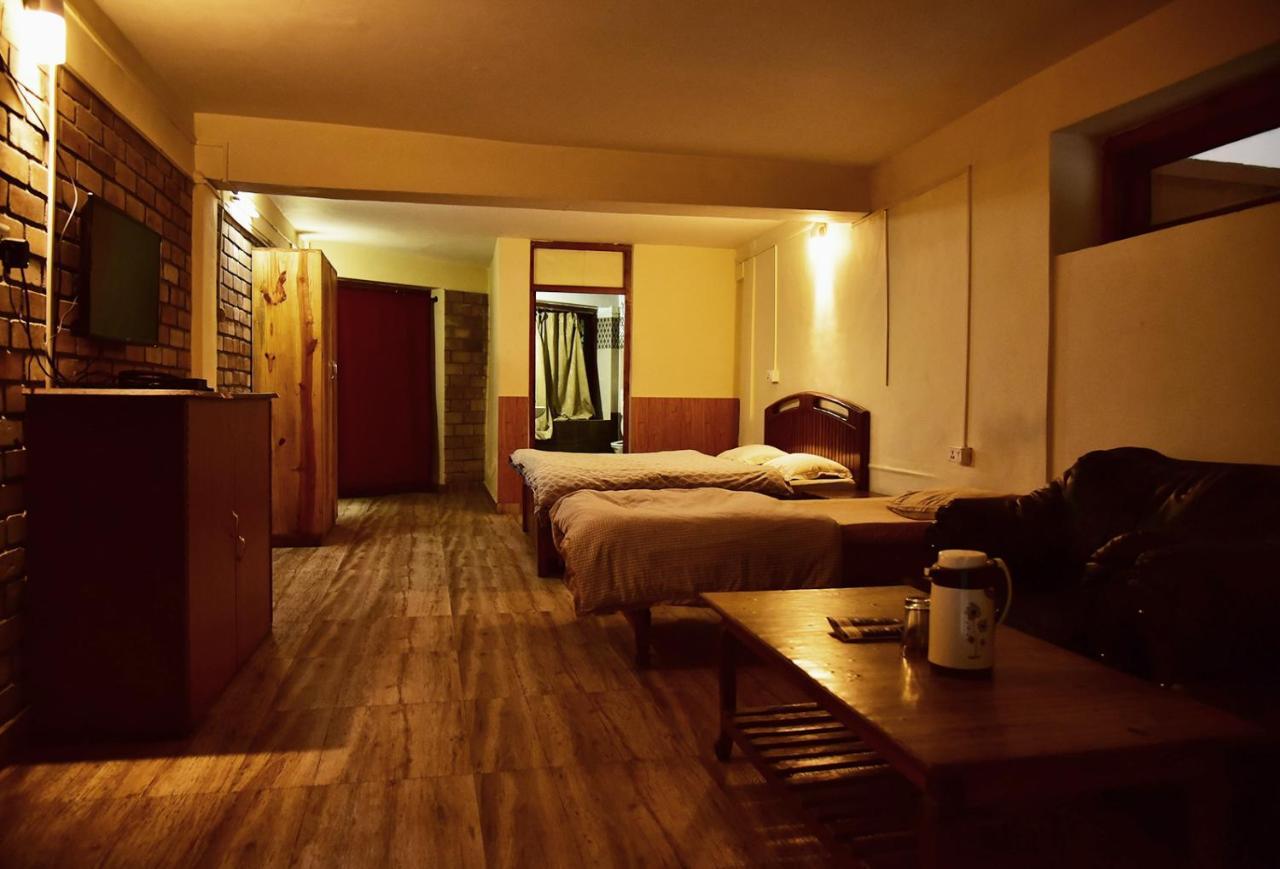 The Alpine Guest House Kasol Ngoại thất bức ảnh