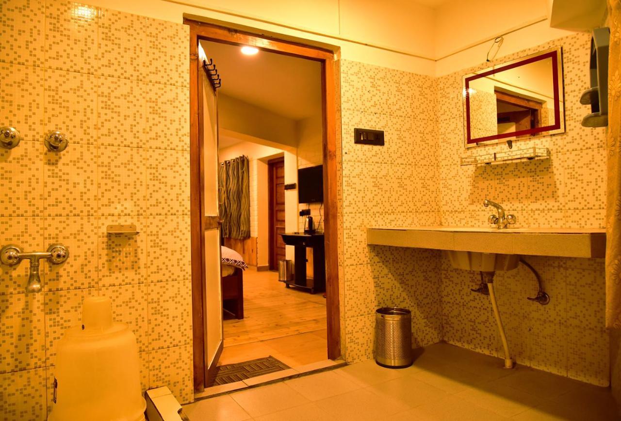 The Alpine Guest House Kasol Ngoại thất bức ảnh