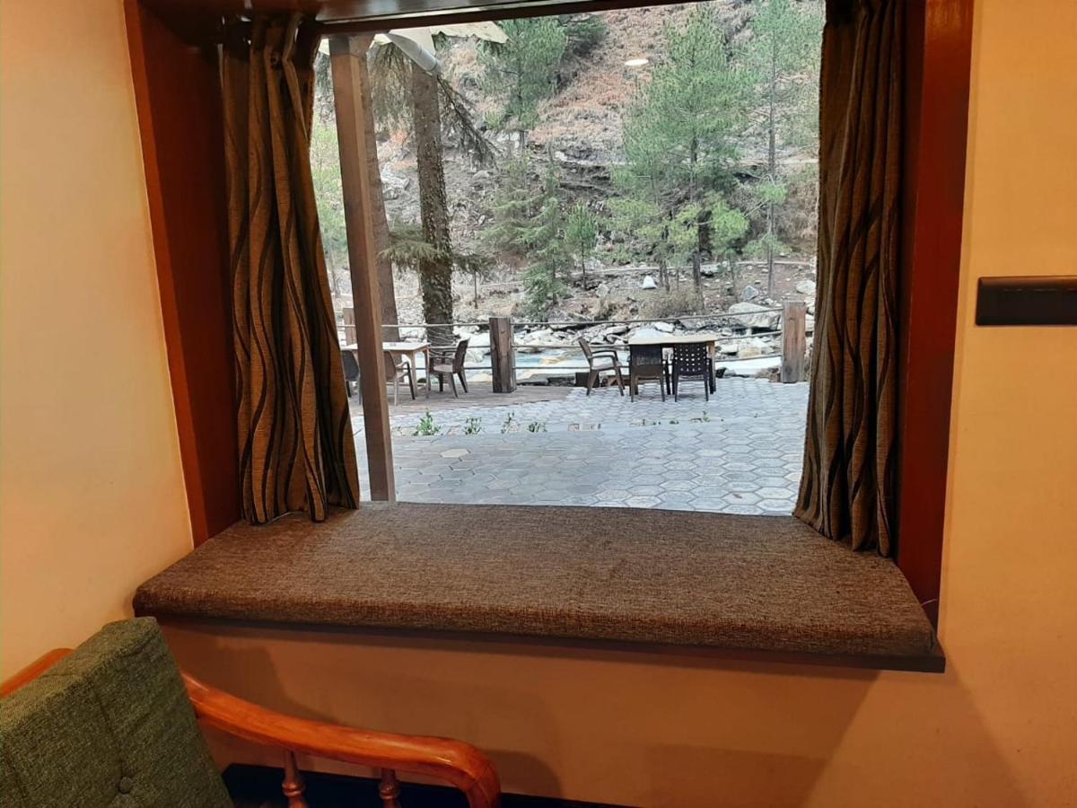 The Alpine Guest House Kasol Ngoại thất bức ảnh