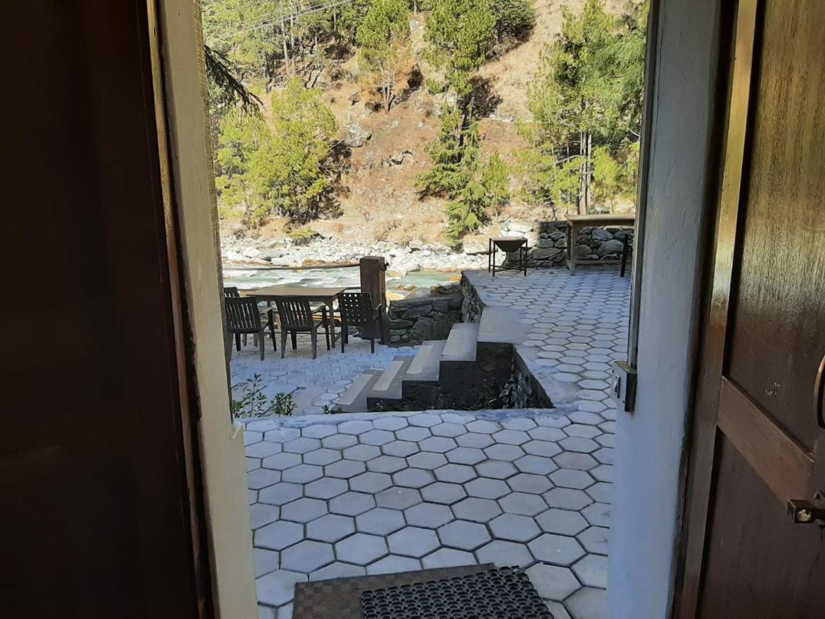 The Alpine Guest House Kasol Ngoại thất bức ảnh